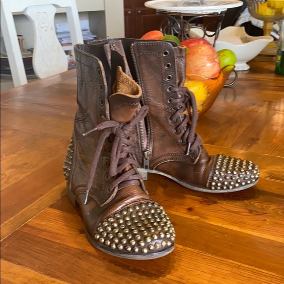 Steve Madden Shoes - Steve Madden Studded Brown Lace Up Boots, Size 7.5
